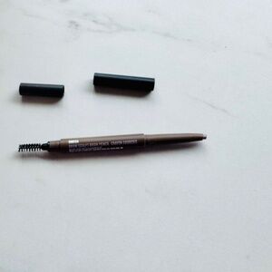MAC Brow Sculpt Brown Pencil in shade Omega, NEW w/o box, **discontinued**